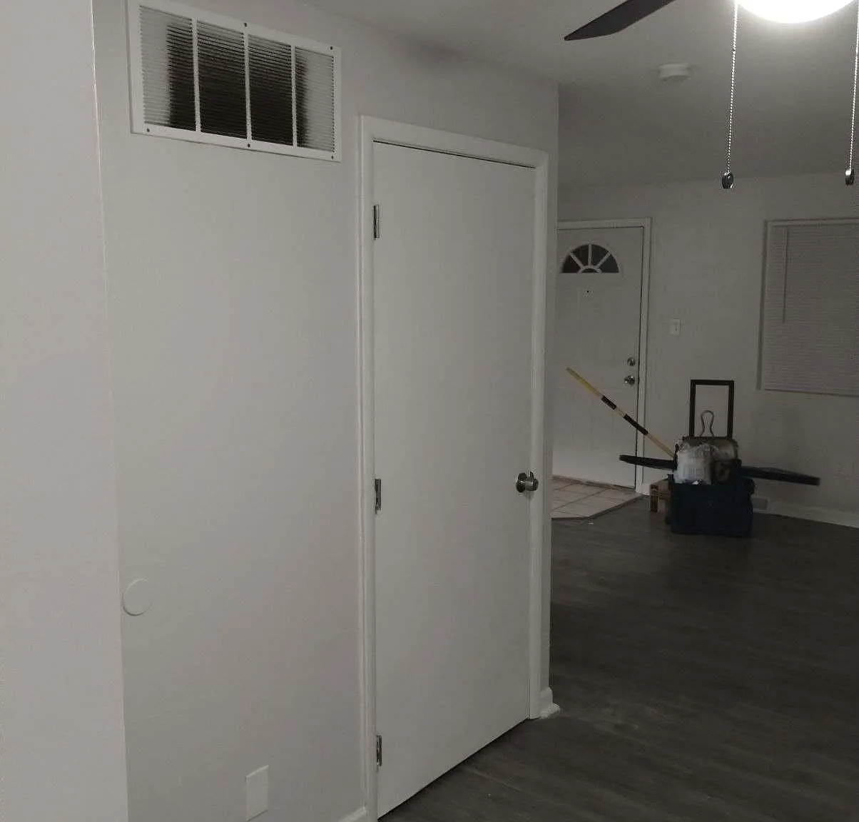 4871 Banbury Ct — Photo 1