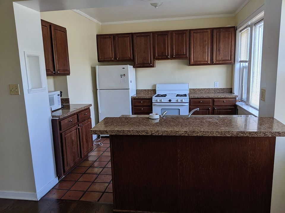 1st image of 5600 N Western Ave #5604-104