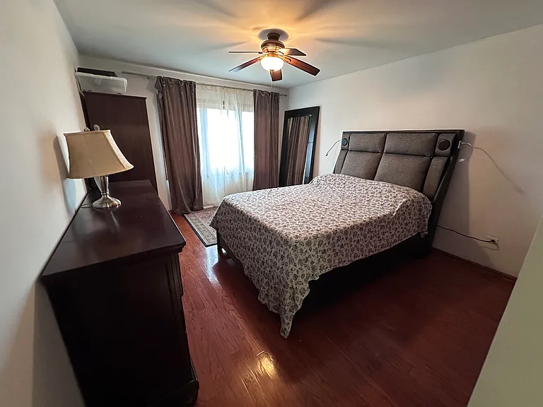 5360 N Lowell Ave #505 — Photo 6