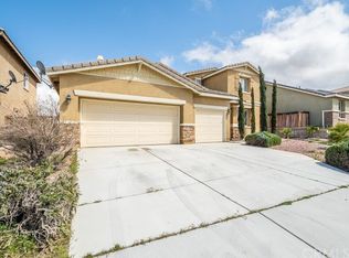 9049 Torrence Ave, Hesperia, CA 92344