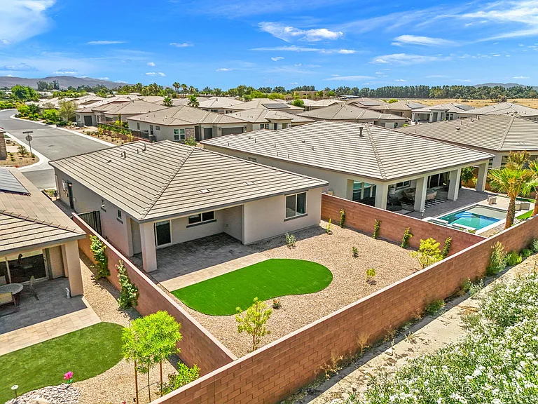 51805 Pinnacle Vista Dr — Photo 8