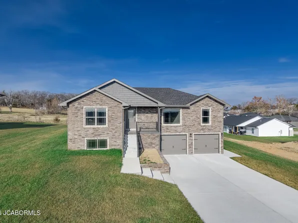 5706 Summerfield Dr, Jefferson City, MO 65109