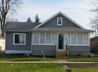 336 W Oak St, Butler, IN 46721