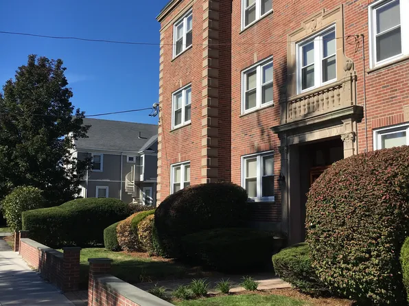 20 Kemper St APT 1, Quincy, MA 02170
