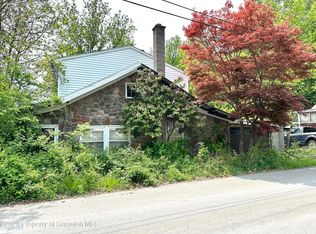 13 Wilson St, Harveys Lake, PA 18618