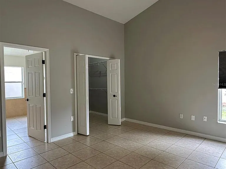 10707 Flycast Cir — Photo 37