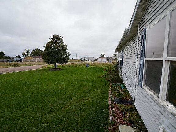 3rd image of 3609 E Chisholm Ct