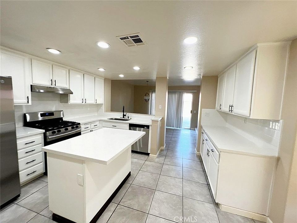 1st image of 15518 Morro Bay Ln