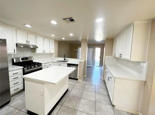 15518 Morro Bay Ln, Victorville, CA 92394