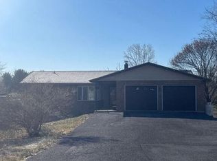 330 Traveller Rd, Falling Waters, WV 25419