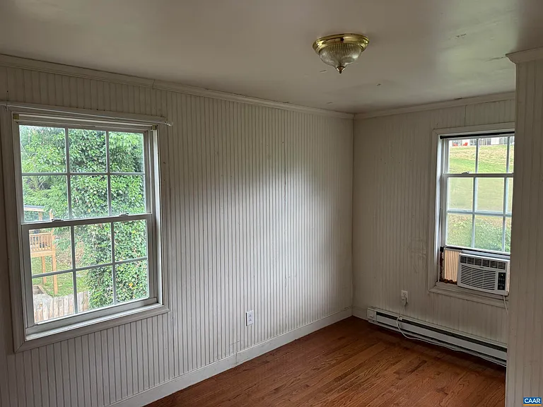 524 Valley Rd — Photo 9