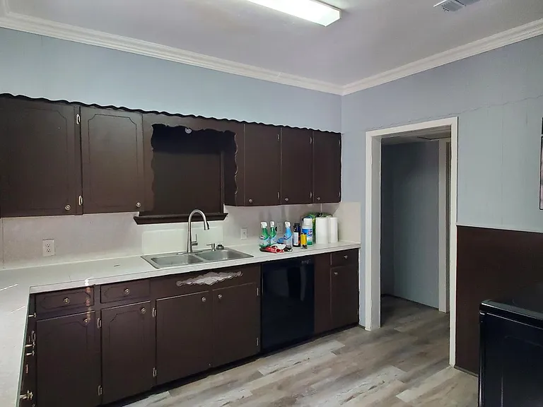 386 Nunnalee Ave — Photo 6