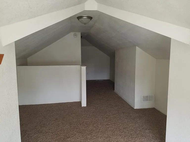 125 S Denver Ave — Photo 17