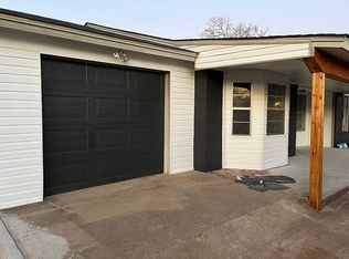 802 E Georgia St, Shawnee, OK 74804