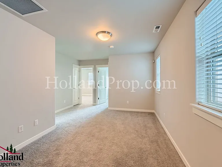 5205 SE Davis Rd — Photo 22