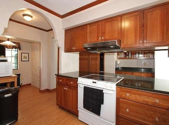 5th image of 1821 Alta Vista Ave
