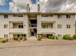 11048 SW Greenburg Rd APT 139, Tigard, OR 97223