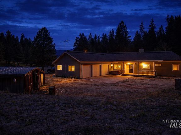 2nd image of 1126 Banks Lowman Rd