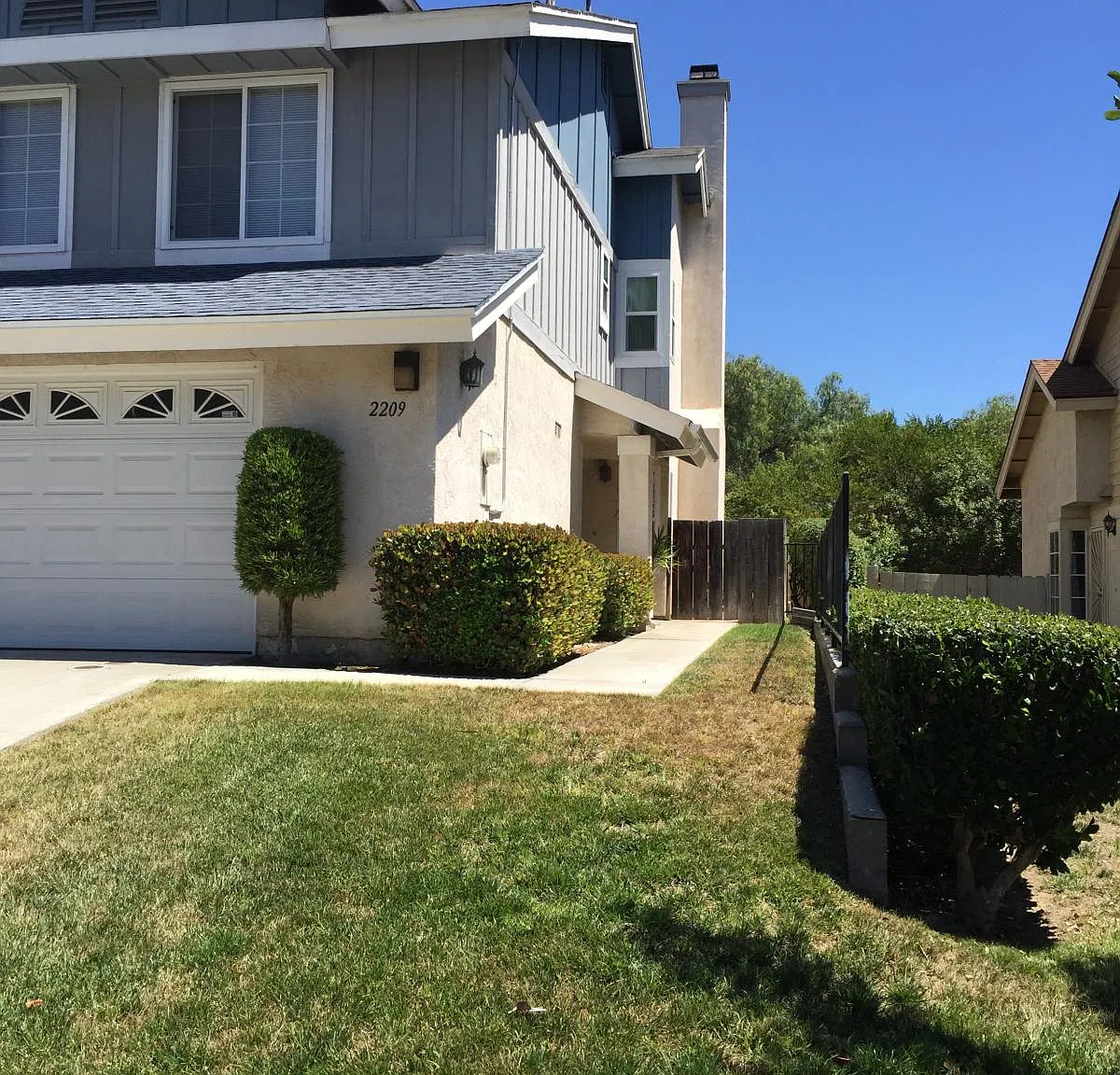 3 bed, 2.5 bath, 1586 sqft, $3,200 — Photo 3