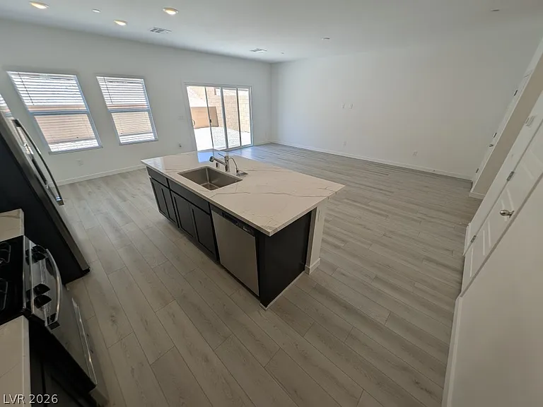 3339 Dancing Waters St — Photo 8