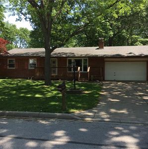 1391 Beechview Dr, Vermilion, OH, 44089