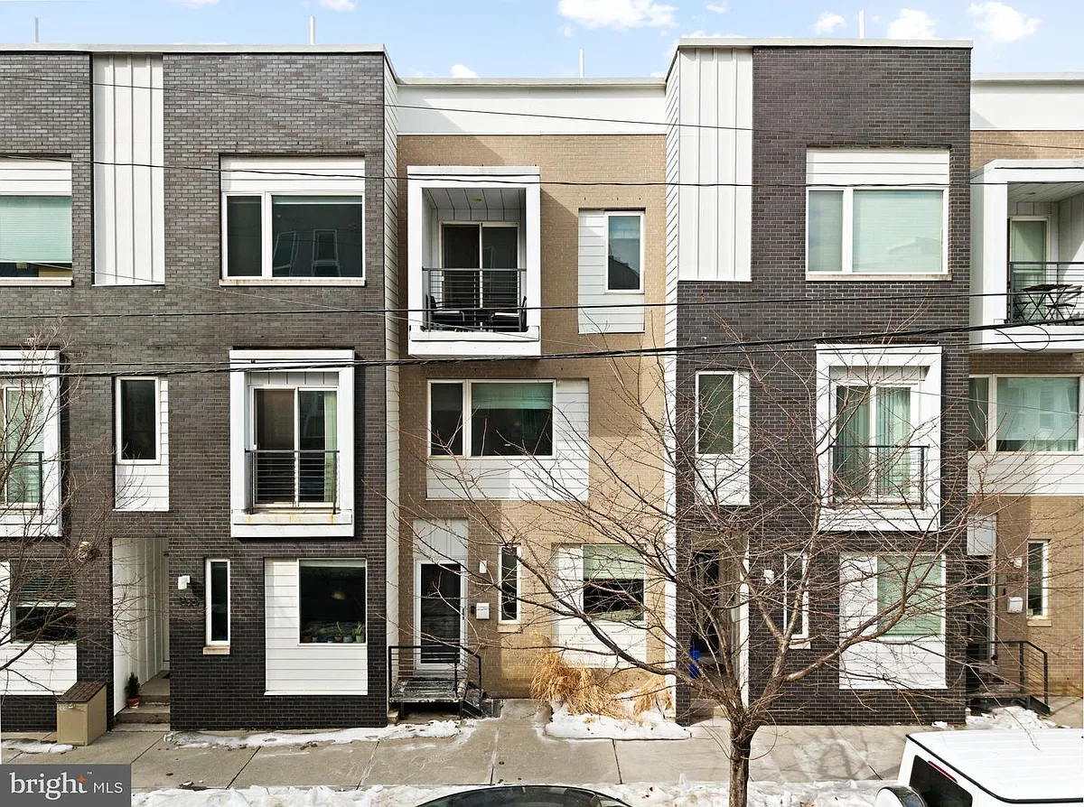 Building Photo - 1638 N 5th St