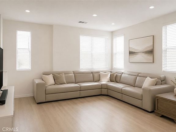 3rd image of 838 Savi Dr #105