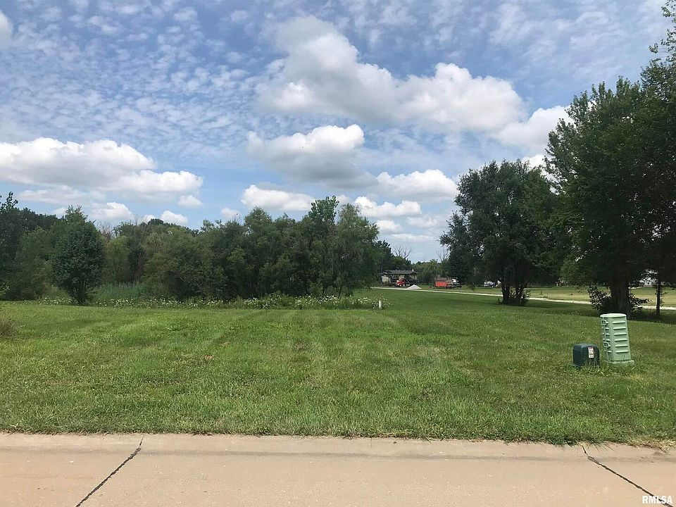 2nd image of 901 5th Ave W