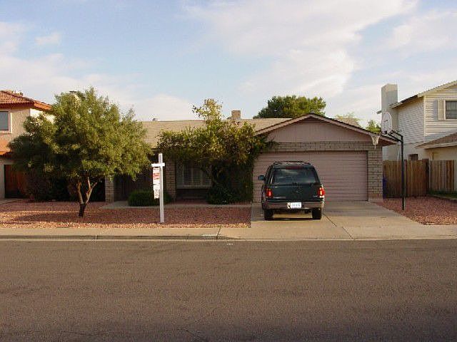 1st image of 2550 W Nopal Ave