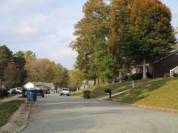 5th image of 148 Antelope Dr
