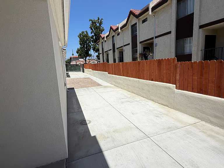 2708 Birch St #2710B — Photo 2