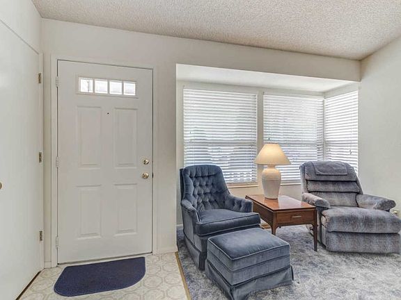 4th image of 2625 Sycamore Glen Dr