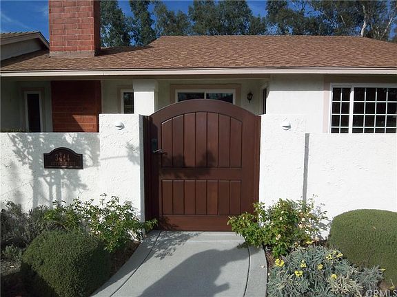 3rd image of 3444 Autumn Ave