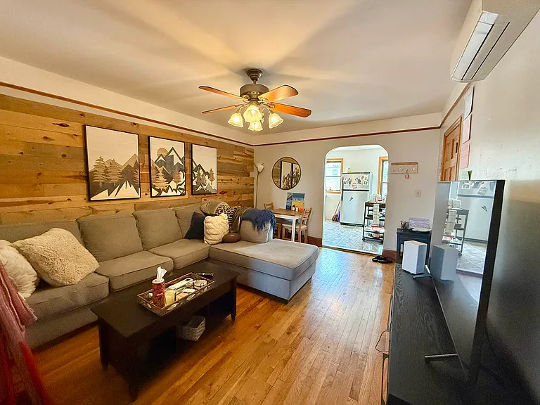 936 Pacific St #3 — Photo 1