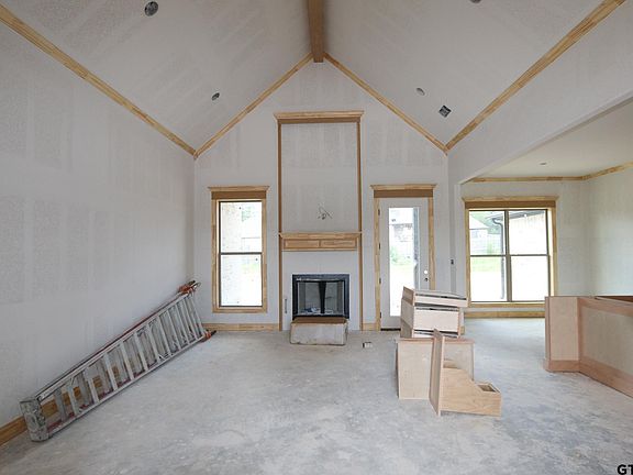 5th image of 14104 Lexi Ct
