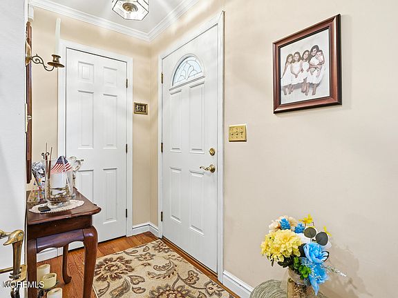 5th image of 251 Hamiltonian Drive