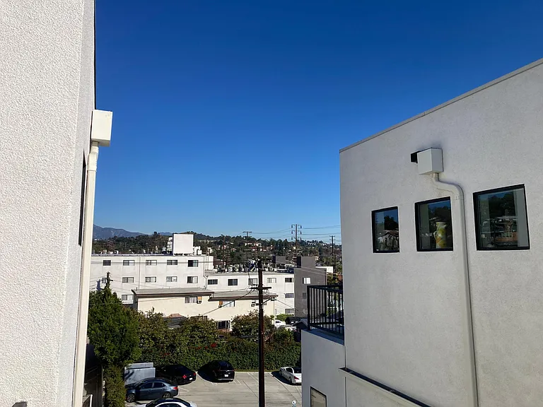 3821 W Avenue 43 — Photo 31