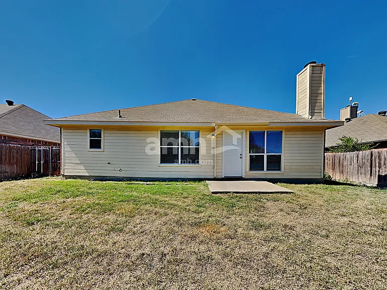 2808 Plantation Dr — Photo 19