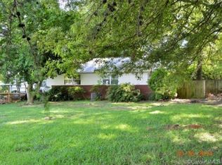 7214 Lawyers Rd, Charlotte, NC 28227