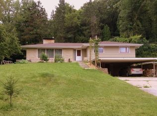 470 W Burns Valley Rd, Winona, MN 55987