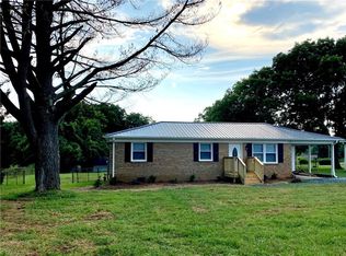 241 Cow Palace Rd, Lexington, NC 27295