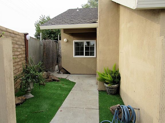 2nd image of 2288 Piccardo Cir
