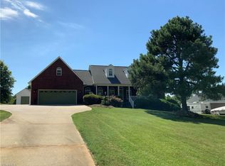 3369 Old Mountain Rd, Trinity, NC 27370