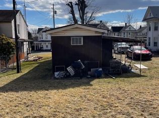 353 W Queen St, Chambersburg, PA