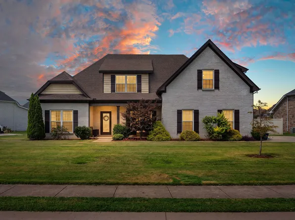 2220 Goodwin Ln, Murfreesboro, TN 37128