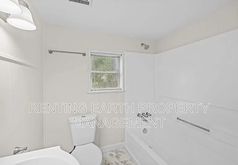 2608 Avenue G — Photo 18