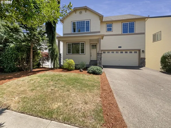 13048 SE Meadehill Ave, Happy Valley, OR 97086