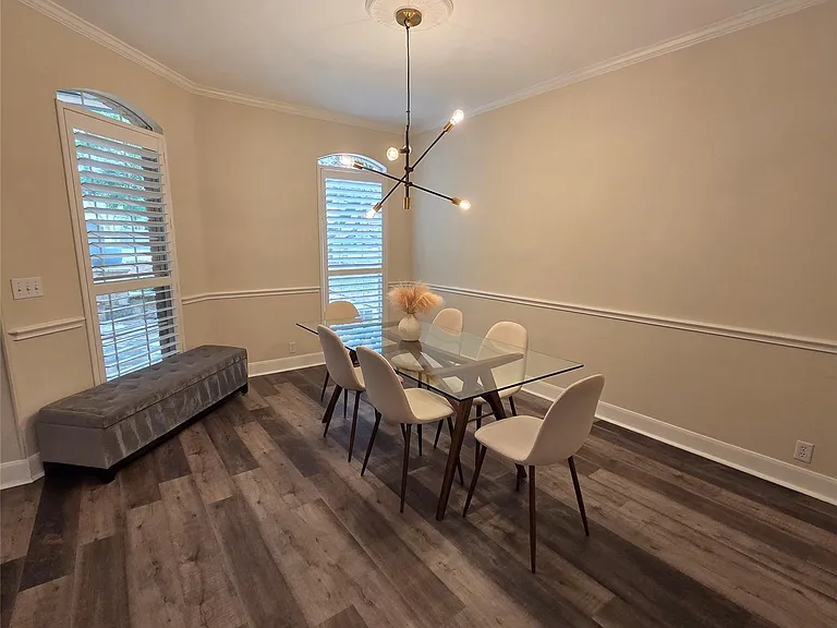 8208 Endeavor Cir — Photo 5