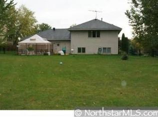 421 Ridge View Cir, Hamel, MN 55340