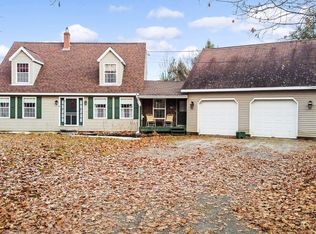 76 Benson Rd, Manchester, ME 04351